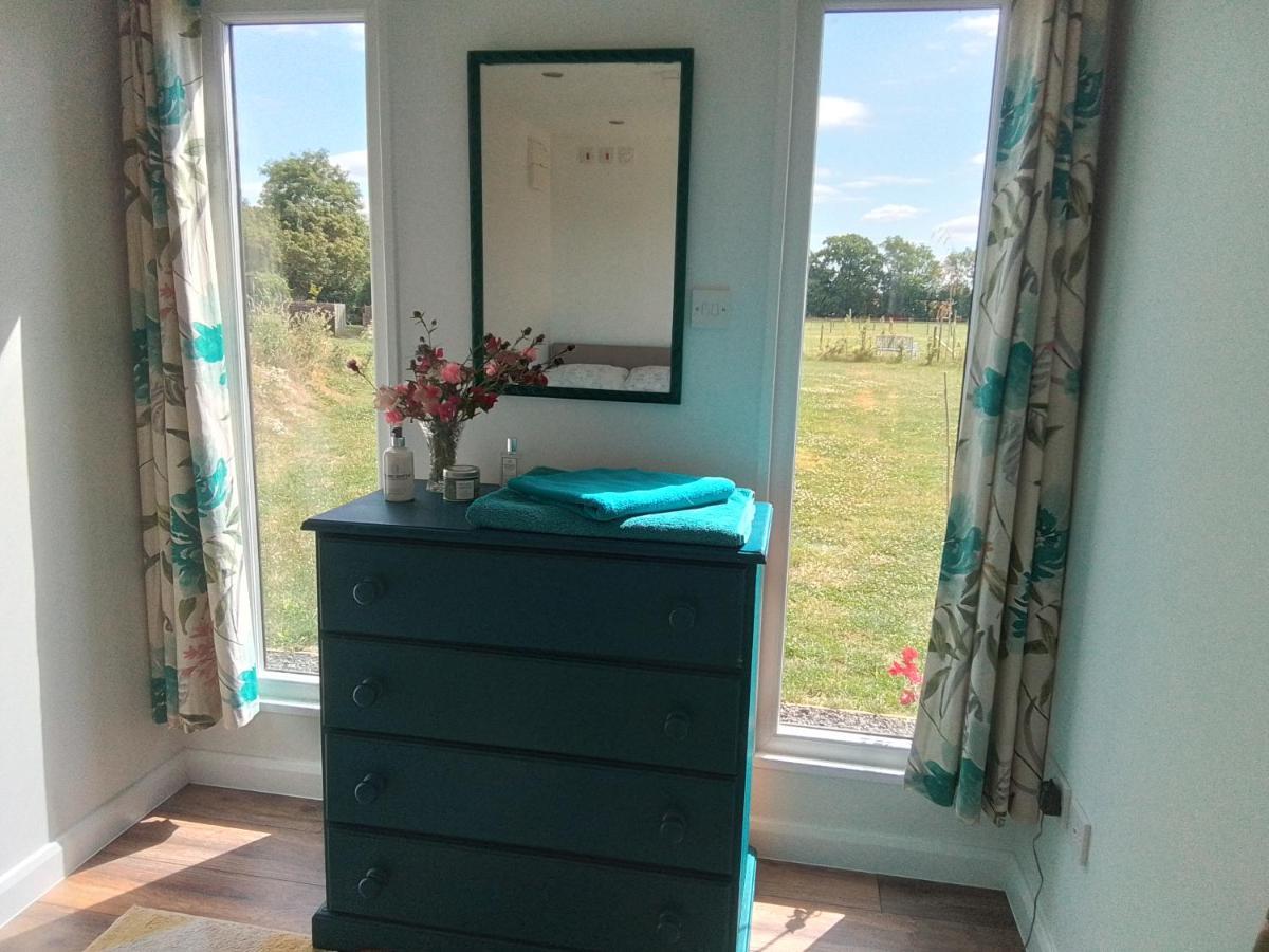 Bluebell Cabin Badsey Extérieur photo